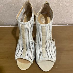 Vince Camuto Amaze Women’s Heels 8.5